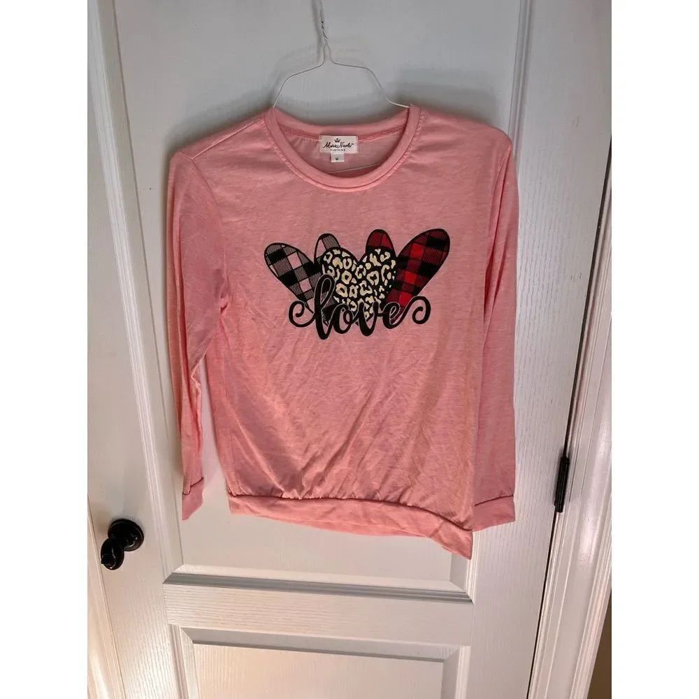 New Marie Nicole Clothing Pink Love Thin Sweatshirt M — image 2 of 8